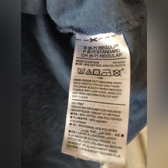 Carter’s dark blue size 6 long sleeve tee-shirt with a rose and saying in EUC - Picture 3 of 5